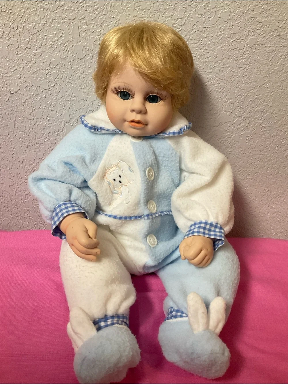 Vintage Heritage Mint Ltd. Porcelain And Cloth Girl Baby Doll 2000